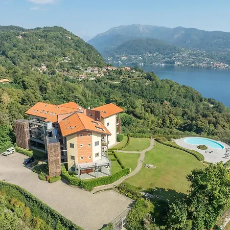 L'airone Con Piscina E Vista