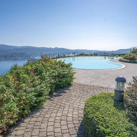 L'airone Con Piscina E Vista Pella